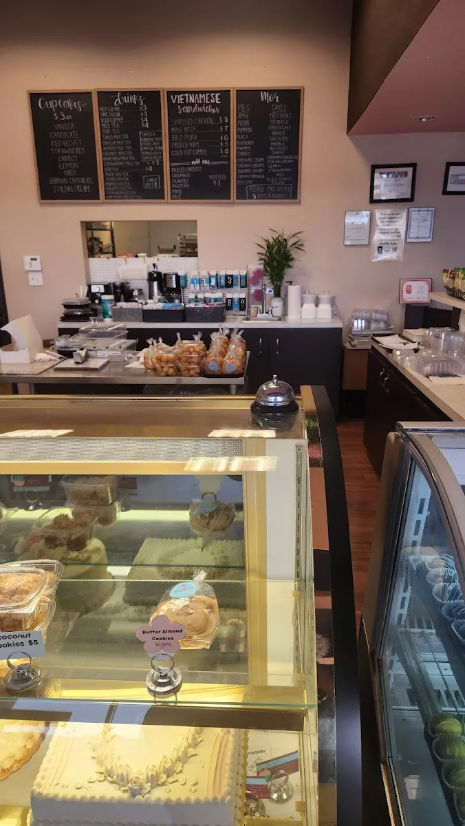 Cakes n' Mor Bakery — photo 3