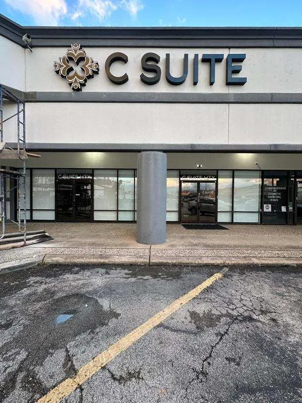 C Suite - Houston, Tx — photo 3