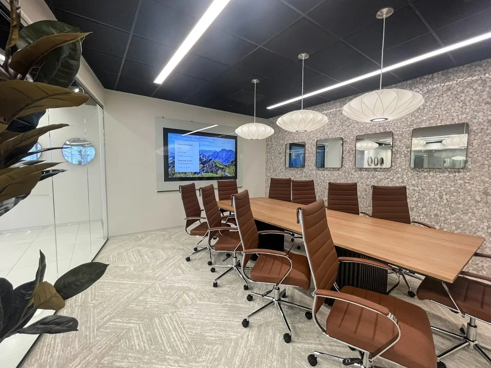 Lucid Private Offices - River Oaks / Upper Kirby — photo 3